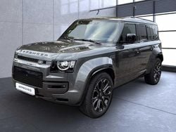 Grün Gebraucht 2025 Land Rover Defender SUV | 194.899 €