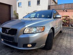 Silber Gebraucht 2008 Volvo V50 R-Design Kombi | 5.200 € (Etwas zu teuer)