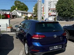 Blau Gebraucht 2017 VW Golf VII Trendline Limousine | 10.900 € (Guter Preis)