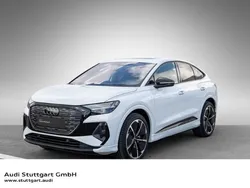 Gletscherweiß metallic Gebraucht 2025 Audi Q4 Sportback e-tron Sport SUV | 65.860 € (Teuer)