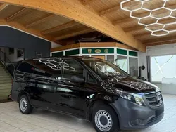 Schwarz Gebraucht 2018 Mercedes Vito Van / Kleinbus | 15.000 € (Superpreis)