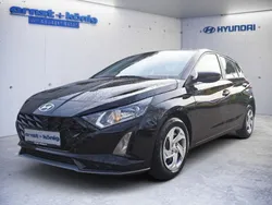 Phantom black Gebraucht 2024 Hyundai i20 Select Kleinwagen | 20.290 € (Etwas zu teuer)