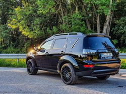 Schwarz Gebraucht 2007 Mitsubishi Outlander SUV | 12.500 €