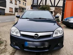 Blau Gebraucht 2007 Opel Tigra Cabrio | 3.800 € (Fairer Preis)