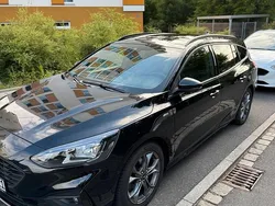 Schwarz Gebraucht 2019 Ford Focus ST-Line Kombi | 13.990 € (Guter Preis)