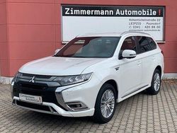Weiß Gebraucht 2018 Mitsubishi Outlander P-HEV Edition SUV | 21.500 € (Fairer Preis)