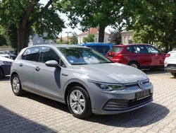 Grau Gebraucht 2020 VW Golf VIII Edition Limousine | 19.360 € (Guter Preis)