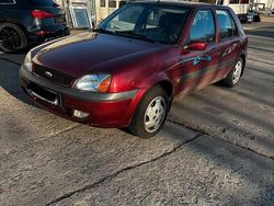 Rot Gebraucht 2001 Ford Fiesta Kleinwagen | 850 €