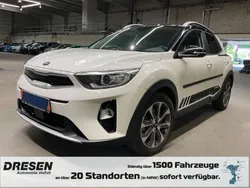 Weiss Gebraucht 2020 Kia Stonic Spirit SUV | 17.371 € (Etwas zu teuer)