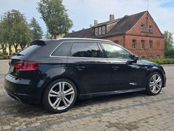 Schwarz Gebraucht 2015 Audi A3 Sportback S-Line Limousine | 13.600 € (Etwas zu teuer)