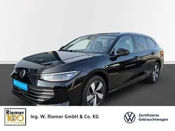 Schwarz Gebraucht 2024 VW Passat Business Kombi | 34.889 € (Fairer Preis)