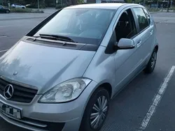 Silber Gebraucht 2008 Mercedes A160 Van / Kleinbus | 1.979 € (Teuer)