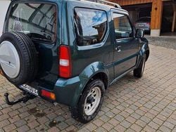 Grün Gebraucht 2006 Suzuki Jimny SUV | 7.900 € (Etwas zu teuer)