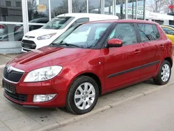 Riorot metallic (metallic) Gebraucht 2014 Skoda Fabia Ambition Limousine | 10.999 € (Fairer Preis)