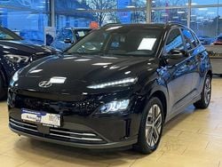 Schwarz phantom black / mic (metallic) Gebraucht 2023 Hyundai Kona Trend SUV | 16.900 € (Superpreis)