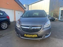 Grau Gebraucht 2017 Opel Meriva Active Van / Kleinbus | 7.999 € (Fairer Preis)