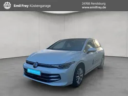 Weiß Gebraucht 2024 VW Golf VIII Style Limousine | 34.980 € (Teuer)