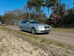 Silber Gebraucht 2009 BMW 525 Sport Line Kombi | 5.750 € (Fairer Preis)