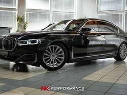 Saphirschwarz Gebraucht 2022 BMW 740 Executive Limousine | 66.990 €