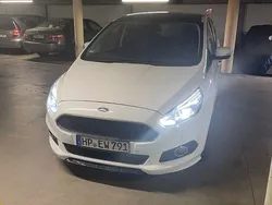 Weiß Gebraucht 2015 Ford S-MAX Titanium Van / Kleinbus | 15.000 € (Fairer Preis)