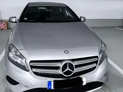 Gebraucht 2014 Mercedes A180 Style Limousine | 13.800 € (Fairer Preis)