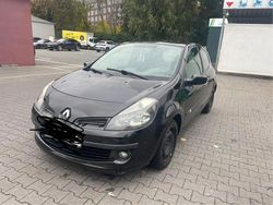 Schwarz Gebraucht 2007 Renault Clio II Limousine | 800 € (Superpreis)
