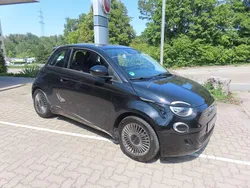 Nero Gebraucht 2022 Fiat 500e Icon Kleinwagen | 17.990 € (Guter Preis)