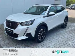 Weiss perlglänzend Gebraucht 2021 Peugeot 2008 Allure SUV | 15.690 € (Guter Preis)