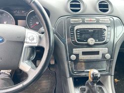 Silber Gebraucht 2009 Ford Mondeo Kombi | 1.350 € (Superpreis)