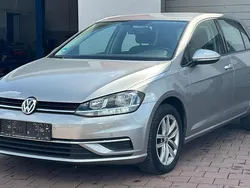 Silber Gebraucht 2018 VW Golf VII Highline Limousine | 13.500 € (Fairer Preis)