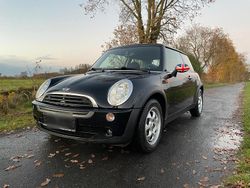 Schwarz Gebraucht 2004 Mini ONE Kleinwagen | 2.749 € (Teuer)