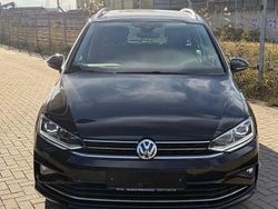 Schwarz Gebraucht 2018 VW Golf Sportsvan Join Van / Kleinbus | 11.900 € (Guter Preis)