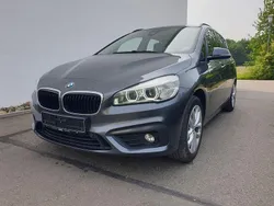 Grau Gebraucht 2016 BMW 220 Gran Tourer Van / Kleinbus | 12.690 € (Guter Preis)