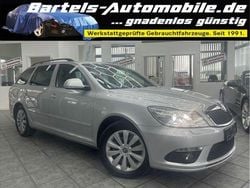 Silber Gebraucht 2011 Skoda Octavia RS Kombi | 3.999 € (Superpreis)