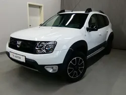 Gletscherweiss Gebraucht 2017 Dacia Duster Black Shadow SUV | 6.490 € (Guter Preis)