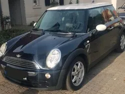 Schwarz Gebraucht 2006 Mini Cooper Seven Kleinwagen | 2.999 €