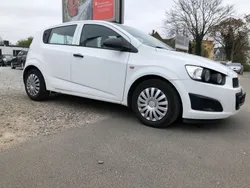 Weiß Gebraucht 2012 Chevrolet Aveo LS Limousine | 3.950 € (Fairer Preis)