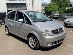 Silber Gebraucht 2005 Opel Meriva Edition Van / Kleinbus | 2.950 € (Fairer Preis)