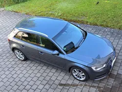 Silber Gebraucht 2013 Audi A3 Sportback Attraction Kombi | 9.900 € (Fairer Preis)