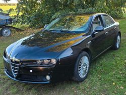 Schwarz Gebraucht 2005 Alfa Romeo 159 Limousine | 1.400 € (Fairer Preis)