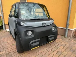 Grau Gebraucht 2024 Opel Rocks-e Rocks | 8.300 € (Fairer Preis)