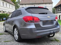 Silber Gebraucht 2012 Chevrolet Cruze Kombi | 4.300 €
