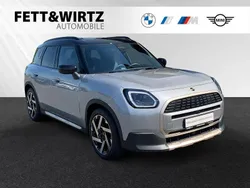 Melting silver iii Gebraucht 2024 Mini Countryman SUV | 38.800 € (Superpreis)