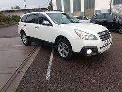 Weiß Gebraucht 2014 Subaru Outback Comfort SUV | 7.799 € (Superpreis)