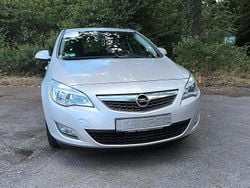 Silber Gebraucht 2010 Opel Astra Selection Limousine | 4.100 € (Guter Preis)