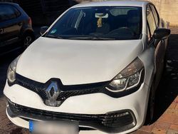 Weiß Gebraucht 2015 Renault Clio IV R.S. Kleinwagen | 11.000 € (Fairer Preis)