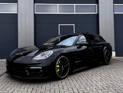 Schwarz Gebraucht 2018 Porsche Panamera Turbo S Sport Turismo Limousine | 59.999 € (Superpreis)