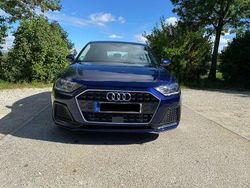 Blau Gebraucht 2024 Audi A1 Sportback Advanced Kleinwagen | 20.900 € (Guter Preis)