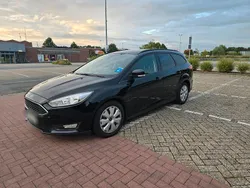 Schwarz Gebraucht 2016 Ford Focus Kombi | 6.900 € (Fairer Preis)