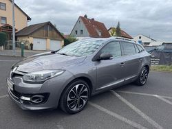 Grau Gebraucht 2015 Renault Mégane III Bose Edition Limousine | 6.450 € (Fairer Preis)